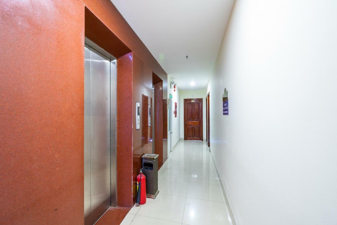 Oyo 375 Hoa Binh Hotel ダナン エクステリア 写真