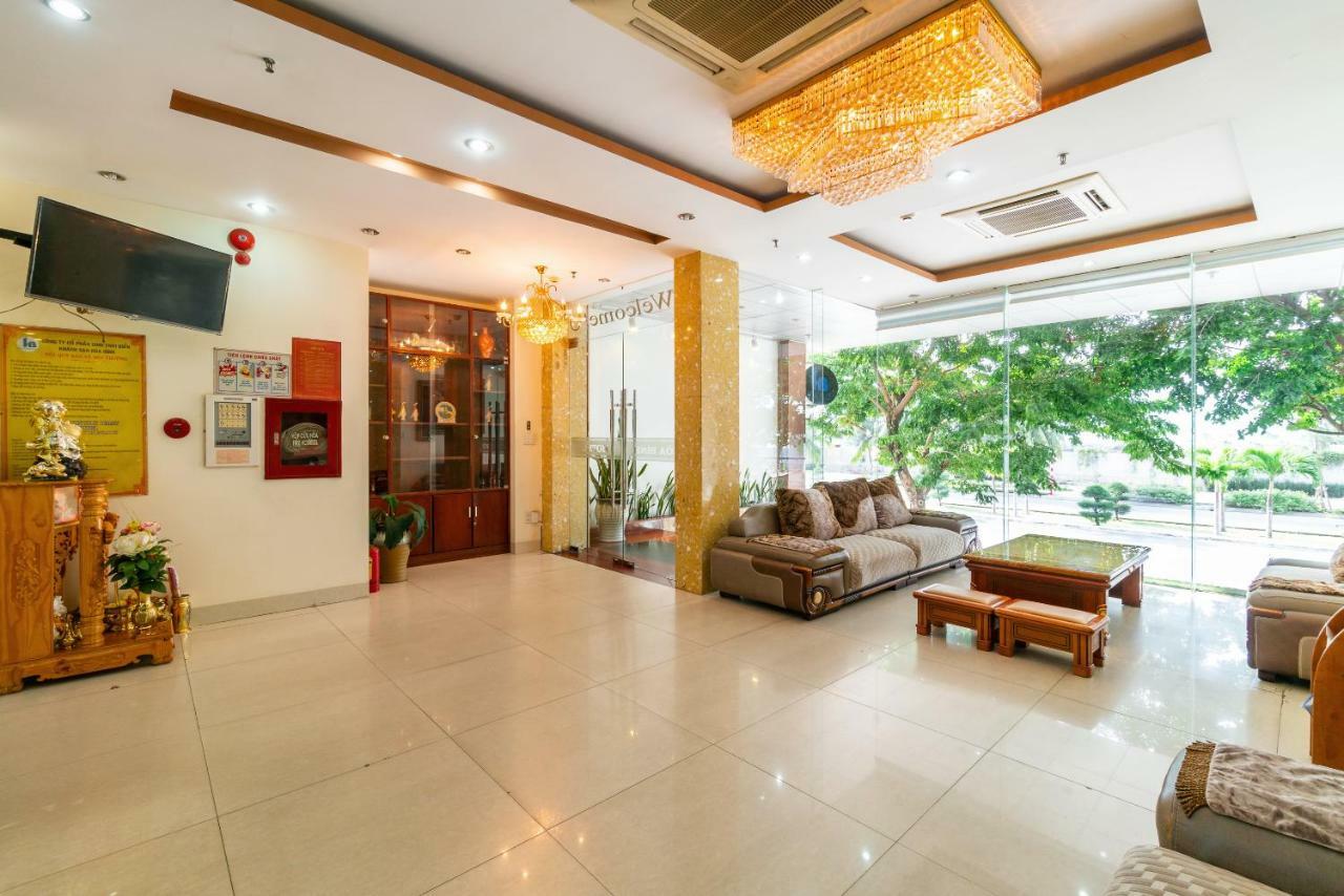 Oyo 375 Hoa Binh Hotel ダナン エクステリア 写真