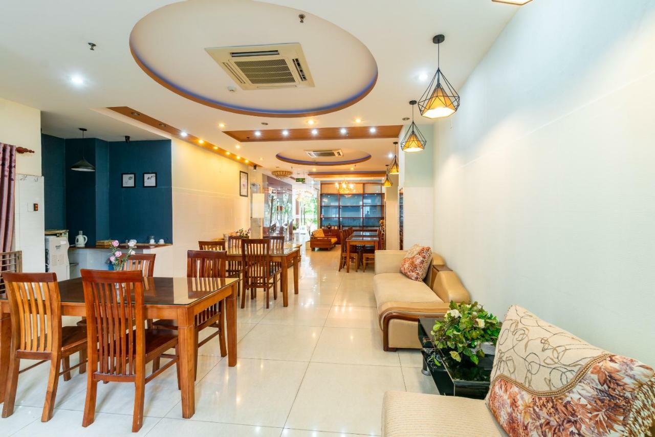 Oyo 375 Hoa Binh Hotel ダナン エクステリア 写真