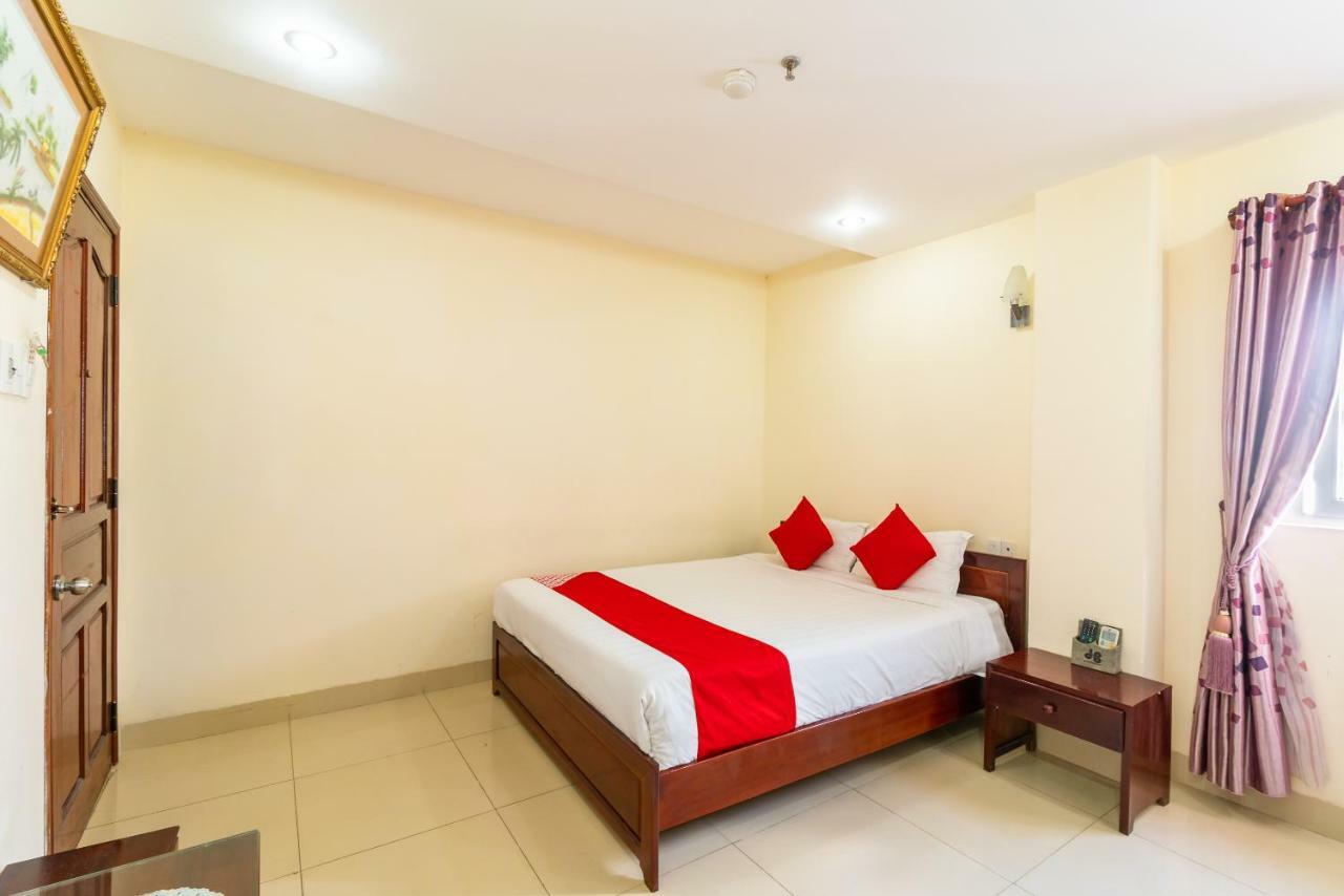 Oyo 375 Hoa Binh Hotel ダナン エクステリア 写真
