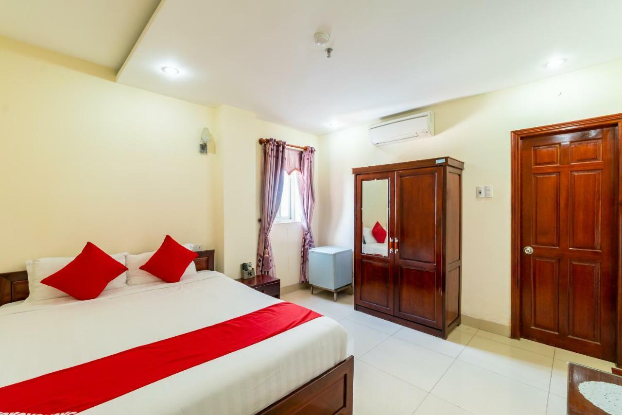 Oyo 375 Hoa Binh Hotel ダナン エクステリア 写真