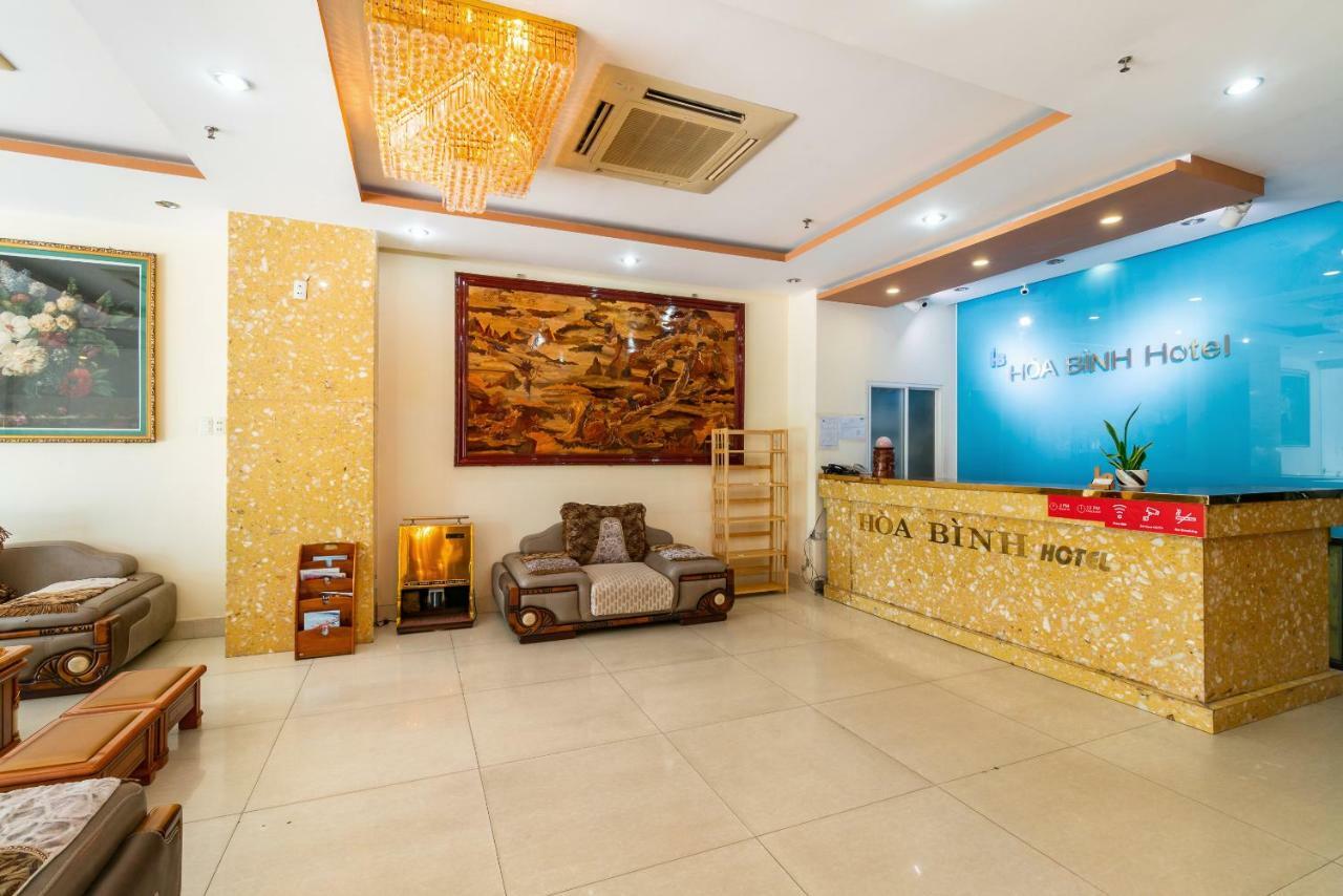 Oyo 375 Hoa Binh Hotel ダナン エクステリア 写真
