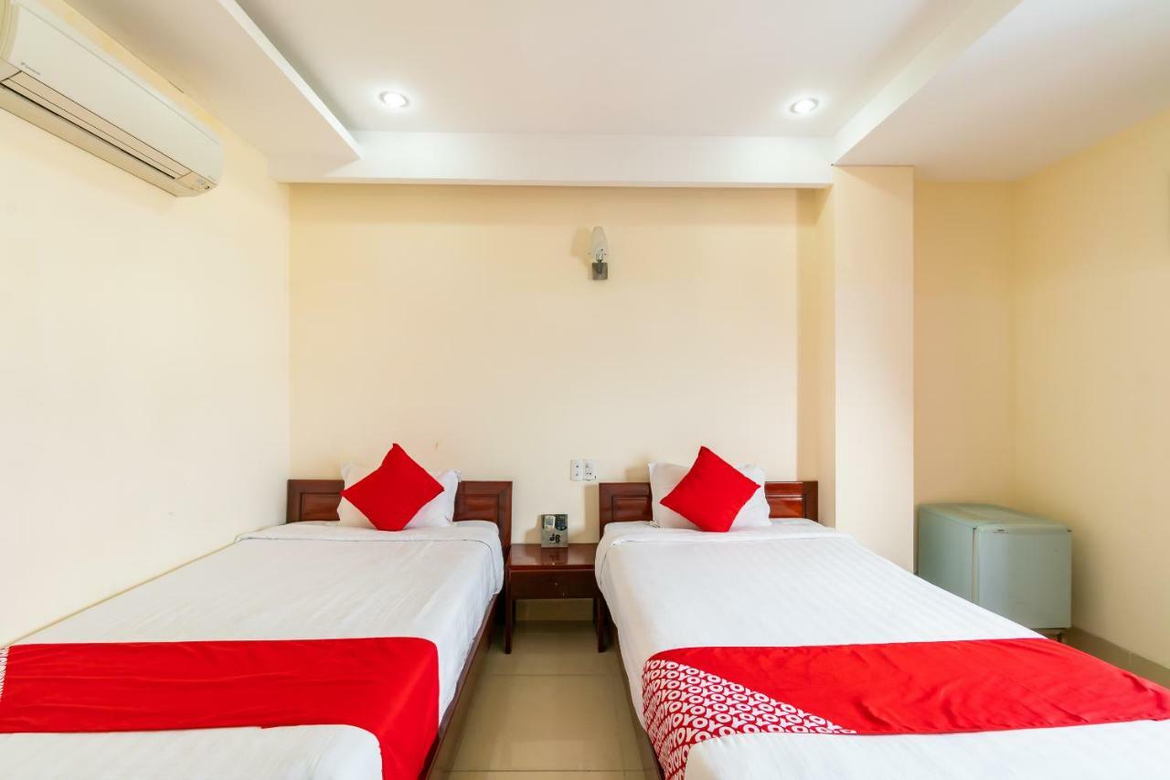 Oyo 375 Hoa Binh Hotel ダナン エクステリア 写真